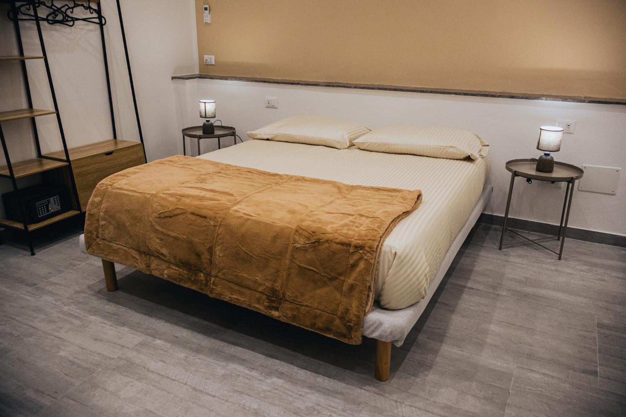Amori 85 Hotel Palermo Luaran gambar